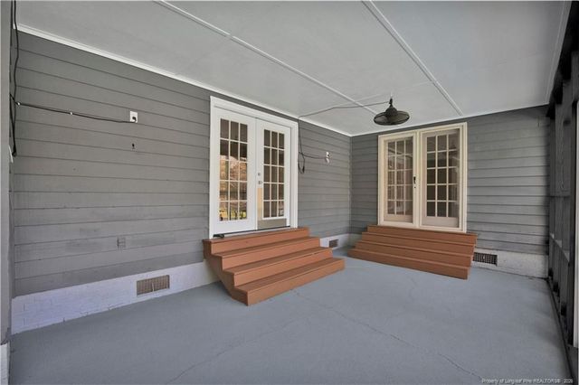 305 E Third Street, Parkton, NC 28371