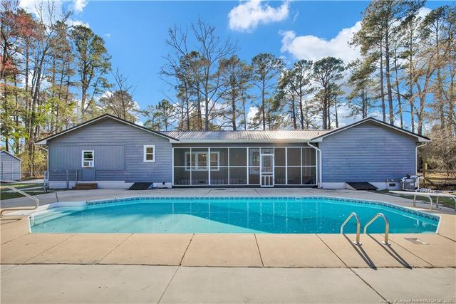 305 E Third Street, Parkton, NC 28371