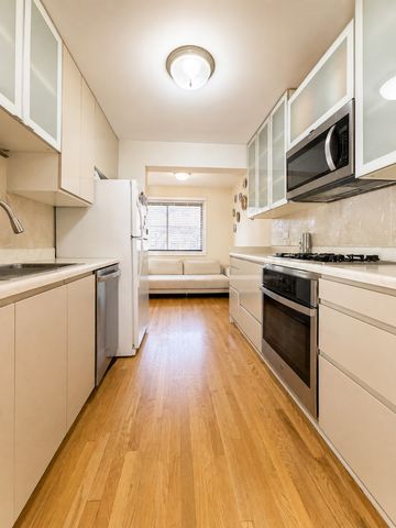 495 Crow Lane 495, Wheeling, IL 60090