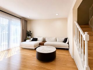 495 Crow Lane 495, Wheeling, IL 60090