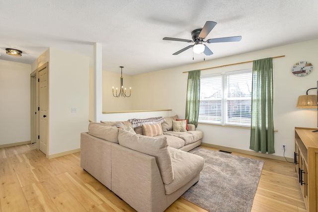 2812 W 4th, El Dorado, KS 67042