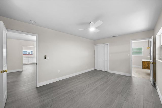 2001 E POWHATAN AVENUE, Tampa, FL 33610