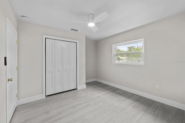 2001 E POWHATAN AVENUE, Tampa, FL 33610