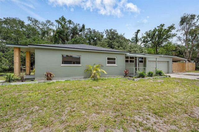 2001 E POWHATAN AVENUE, Tampa, FL 33610