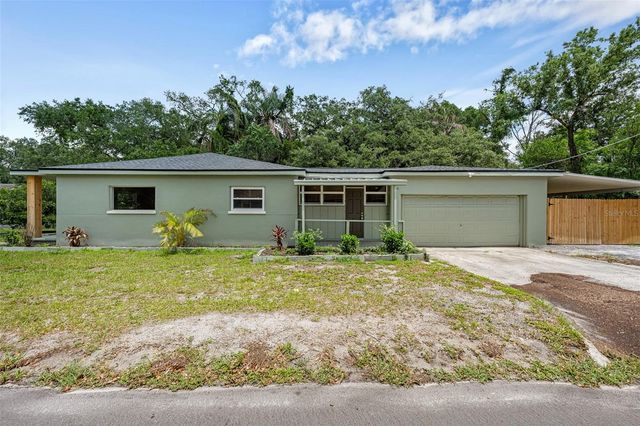 2001 E POWHATAN AVENUE, Tampa, FL 33610