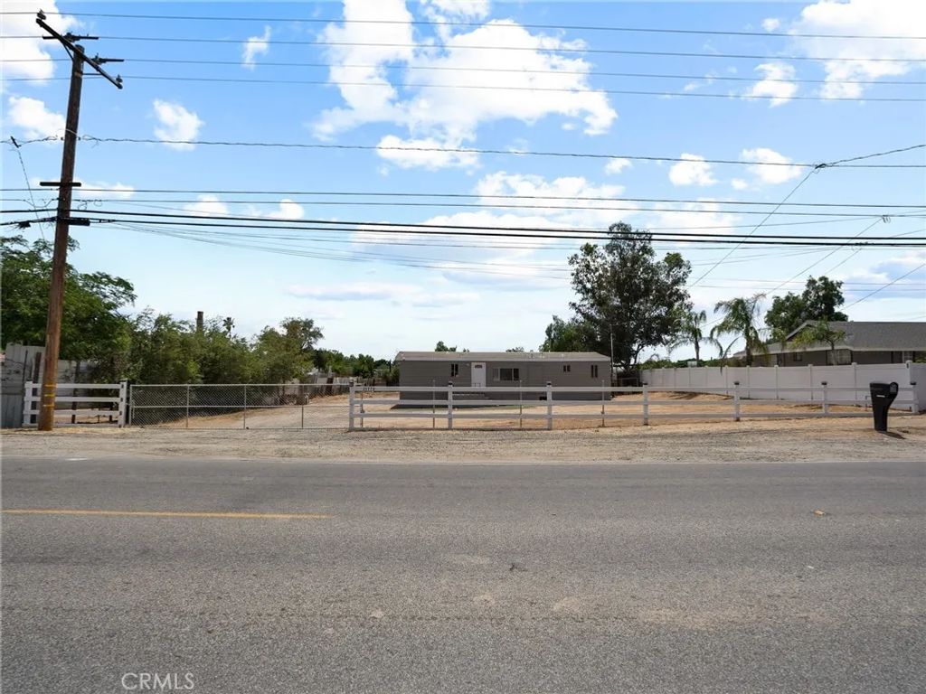 21779 Markham, Perris, CA 92570