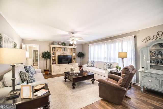 19 Mansfield Drive, Hawkinsville, GA 31036