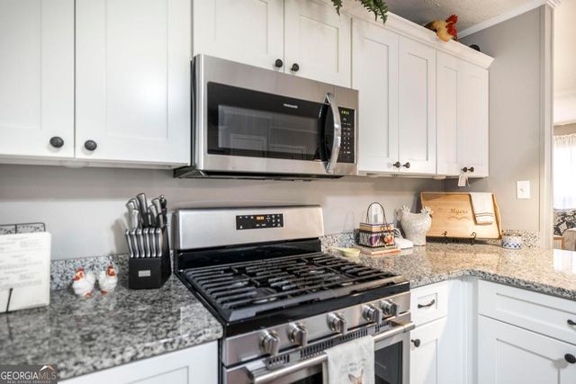 19 Mansfield Drive, Hawkinsville, GA 31036