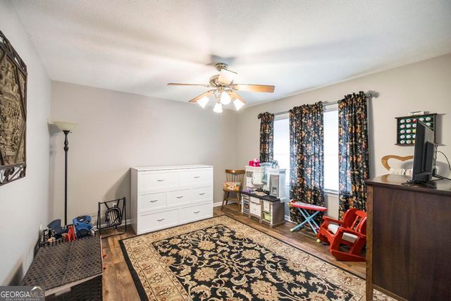 19 Mansfield Drive, Hawkinsville, GA 31036