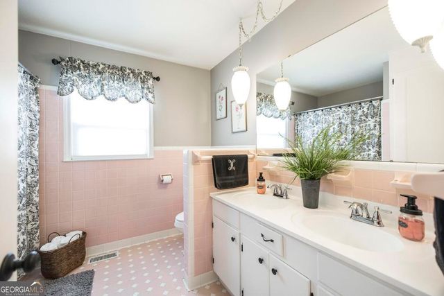 19 Mansfield Drive, Hawkinsville, GA 31036