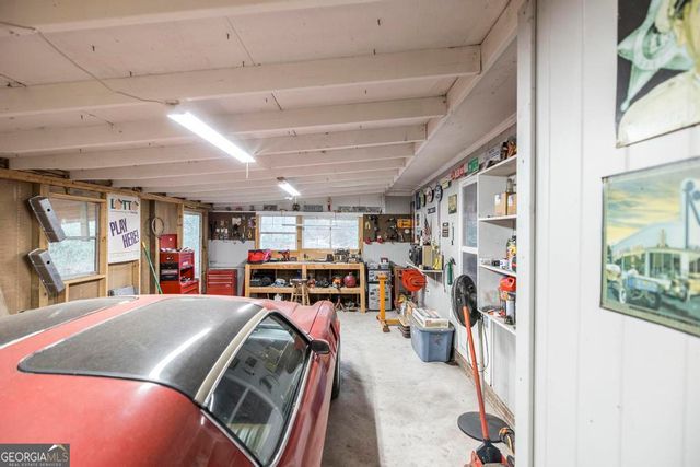 19 Mansfield Drive, Hawkinsville, GA 31036