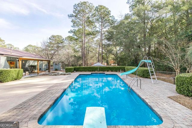 19 Mansfield Drive, Hawkinsville, GA 31036