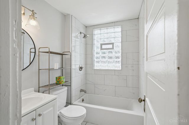 5128 Blaesi Street, Cincinnati, OH 45227