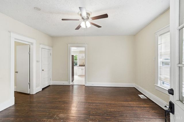 5128 Blaesi Street, Cincinnati, OH 45227