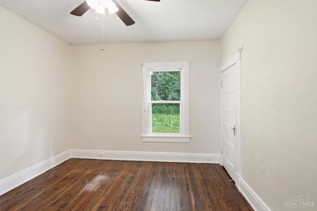 5128 Blaesi Street, Cincinnati, OH 45227