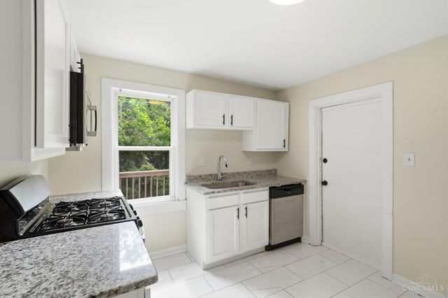 5128 Blaesi Street, Cincinnati, OH 45227