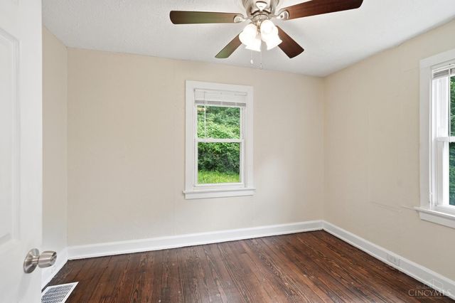 5128 Blaesi Street, Cincinnati, OH 45227