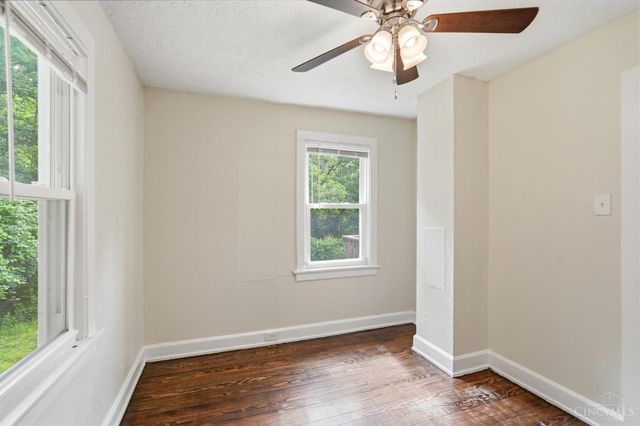 5128 Blaesi Street, Cincinnati, OH 45227