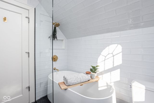 4310 Central Avenue, Indianapolis, IN 46205