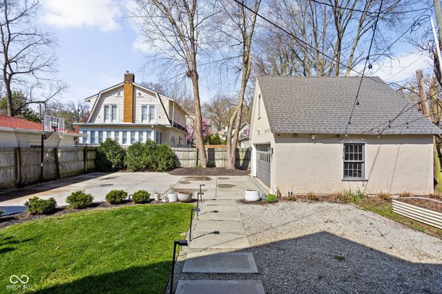 4310 Central Avenue, Indianapolis, IN 46205