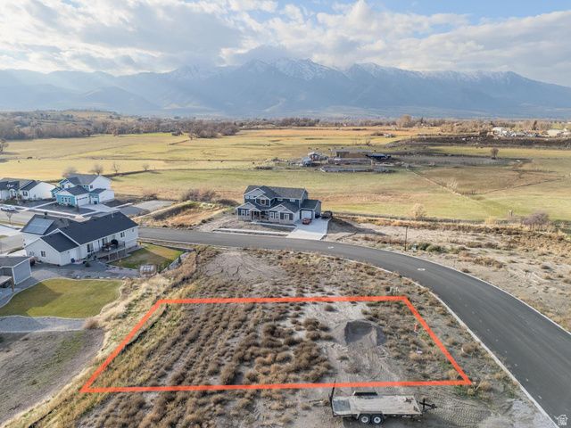 817 W 70 N, Hyrum, UT 84319