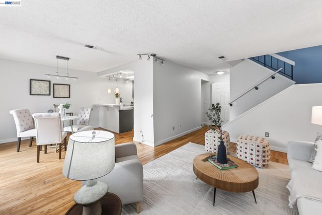 97 Deer Run Cir, San Jose, CA 95136