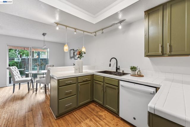 97 Deer Run Cir, San Jose, CA 95136