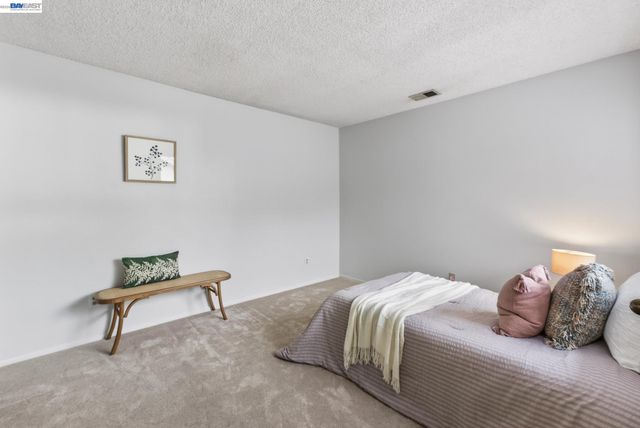 97 Deer Run Cir, San Jose, CA 95136