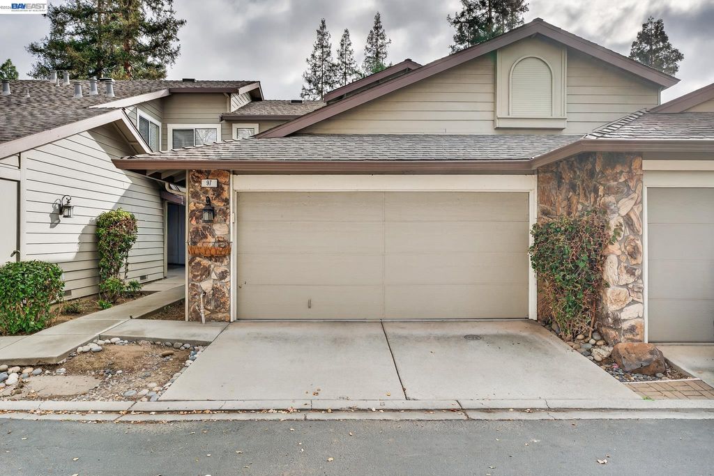 97 Deer Run Cir, San Jose, CA 95136