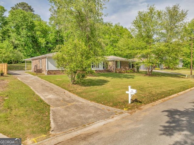 4621 Savage Creek Drive, Macon, GA 31210