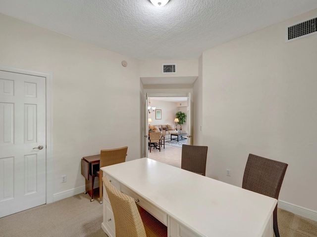 4370 Doubles Alley Drive 104, Vero Beach, FL 32967