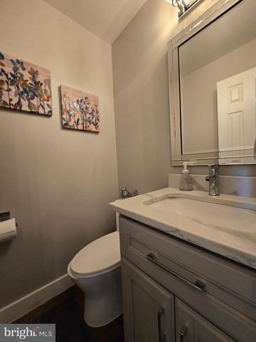 10809 WEEPING WILLOW LN, Beltsville, MD 20705