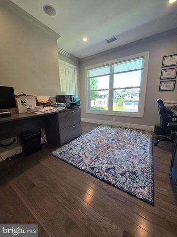 10809 WEEPING WILLOW LN, Beltsville, MD 20705