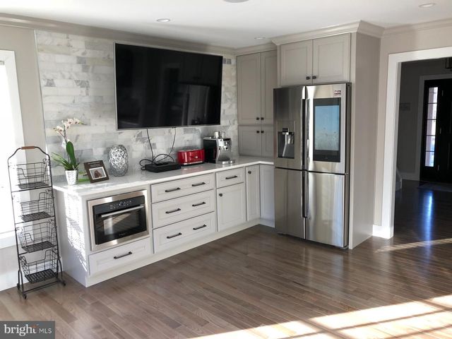 10809 WEEPING WILLOW LN, Beltsville, MD 20705