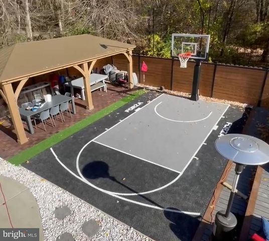 10809 WEEPING WILLOW LN, Beltsville, MD 20705