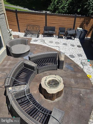 10809 WEEPING WILLOW LN, Beltsville, MD 20705