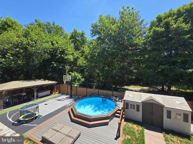 10809 WEEPING WILLOW LN, Beltsville, MD 20705