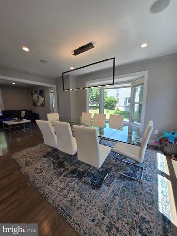 10809 WEEPING WILLOW LN, Beltsville, MD 20705