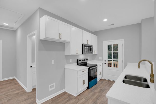 1179 Lake Shire Drive, West Columbia, SC 29170