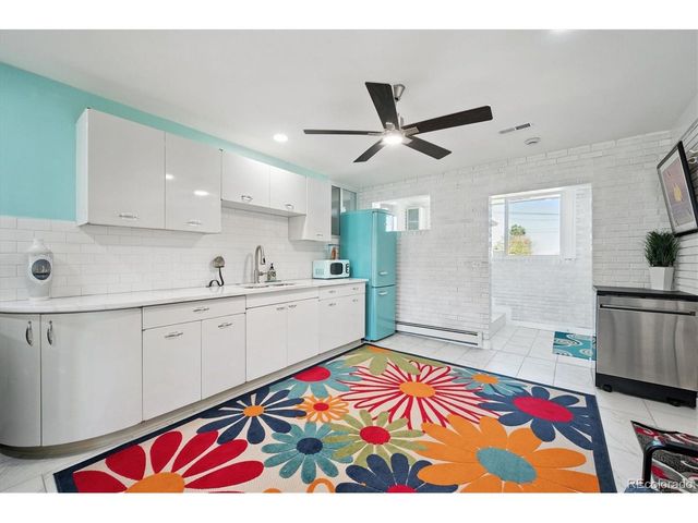 8690 W Jefferson Ave, Lakewood, CO 80235