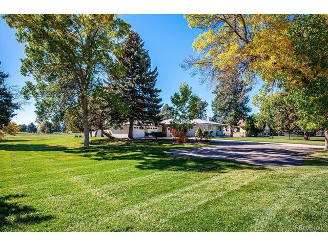 8690 W Jefferson Ave, Lakewood, CO 80235