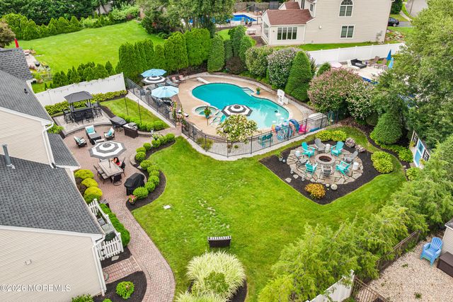 31 Woodstown Drive, Freehold, NJ 07728