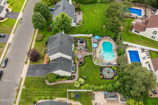 31 Woodstown Drive, Freehold, NJ 07728