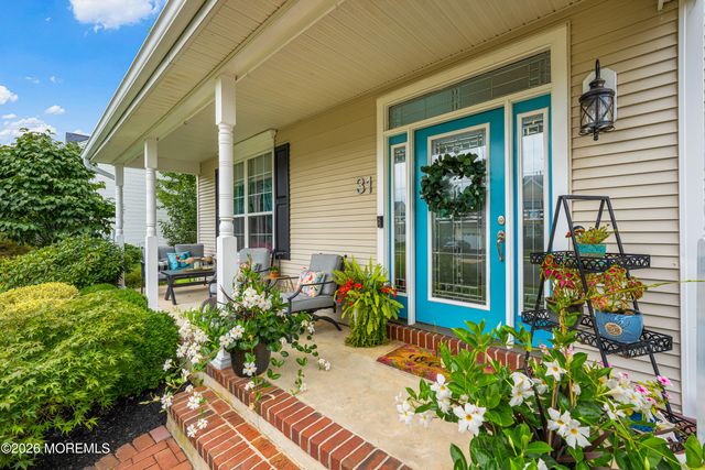 31 Woodstown Drive, Freehold, NJ 07728