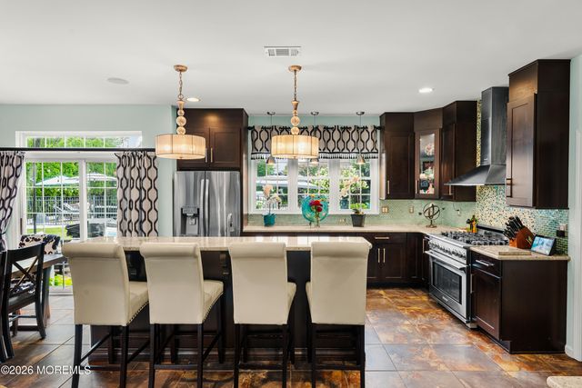 31 Woodstown Drive, Freehold, NJ 07728