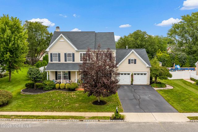 31 Woodstown Drive, Freehold, NJ 07728