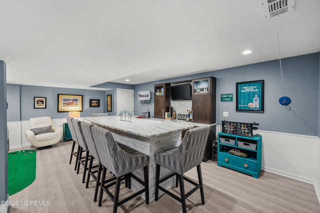 31 Woodstown Drive, Freehold, NJ 07728