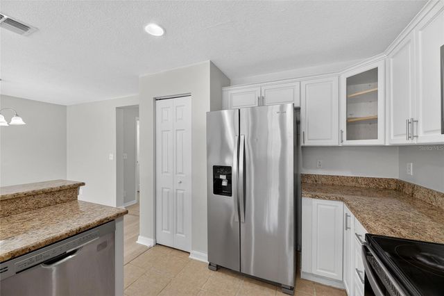 10919 KENSINGTON PARK AVENUE, Riverview, FL 33578