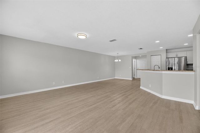 10919 KENSINGTON PARK AVENUE, Riverview, FL 33578