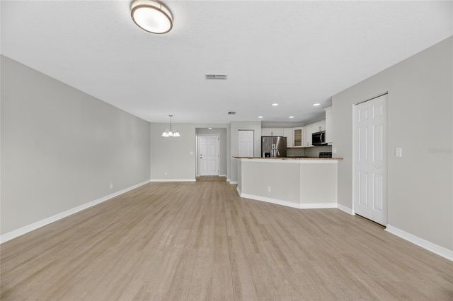 10919 KENSINGTON PARK AVENUE, Riverview, FL 33578